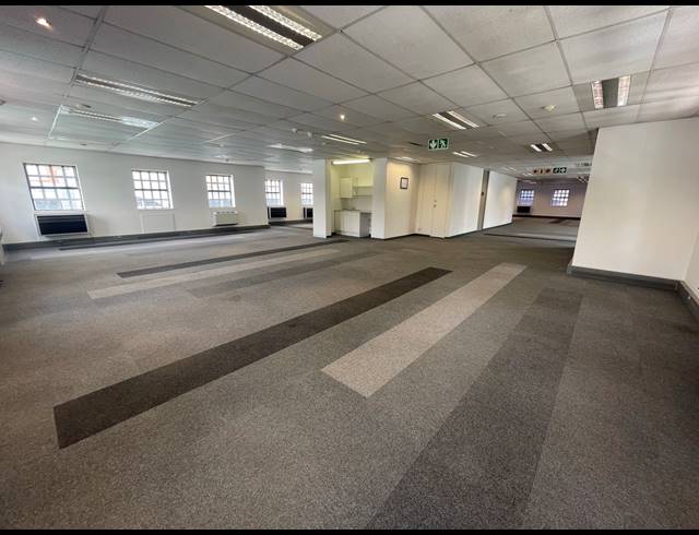 376M² OFFICE TO LET IN ROSEBANK
